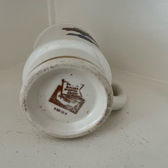 Vintage 1962 Chevy Pickup mug. - Picture 4 of 4